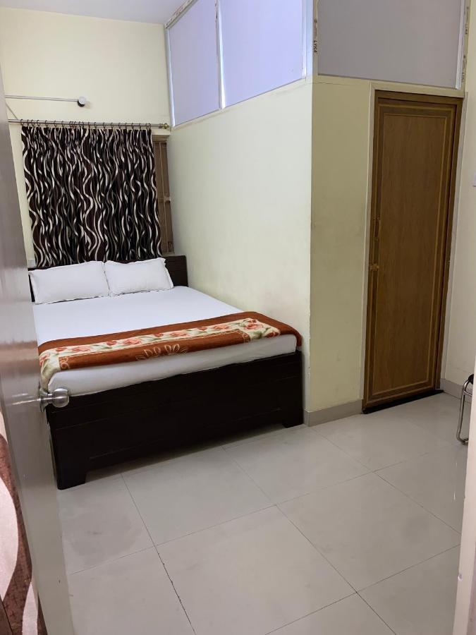 Lake Land Guest House Kolkata Bagian luar foto