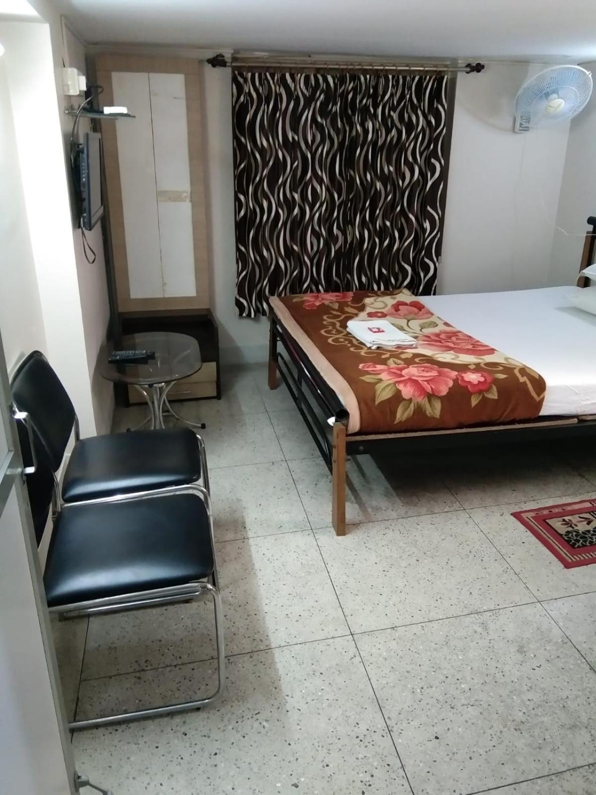 Lake Land Guest House Kolkata Bagian luar foto