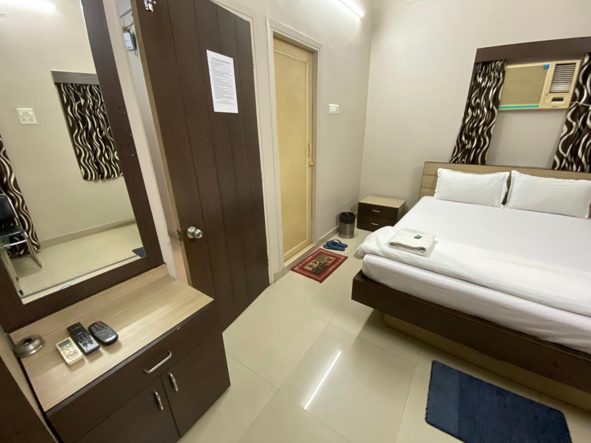 Lake Land Guest House Kolkata Bagian luar foto