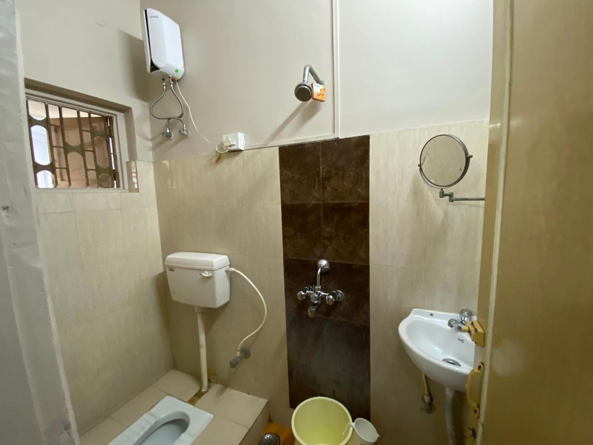 Lake Land Guest House Kolkata Bagian luar foto
